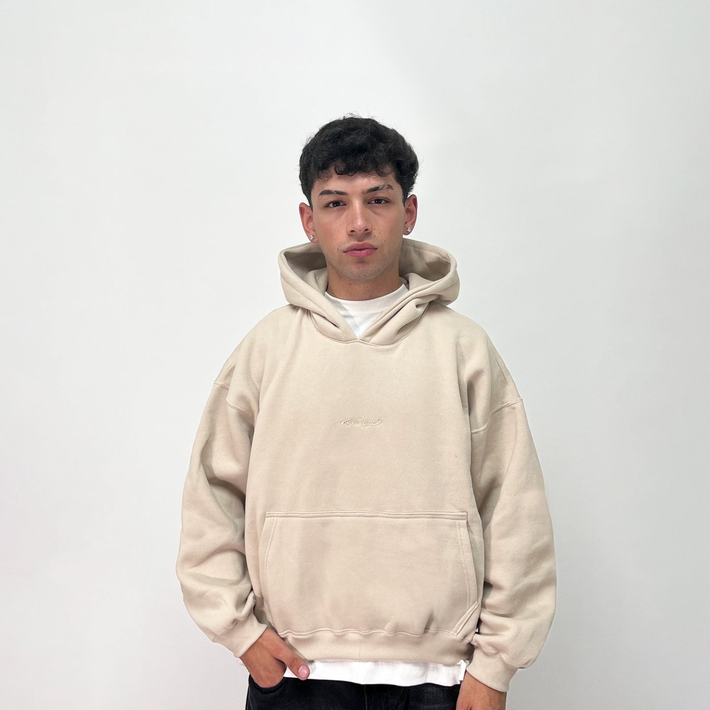 Hoodie Bordado (Boxy Fit)