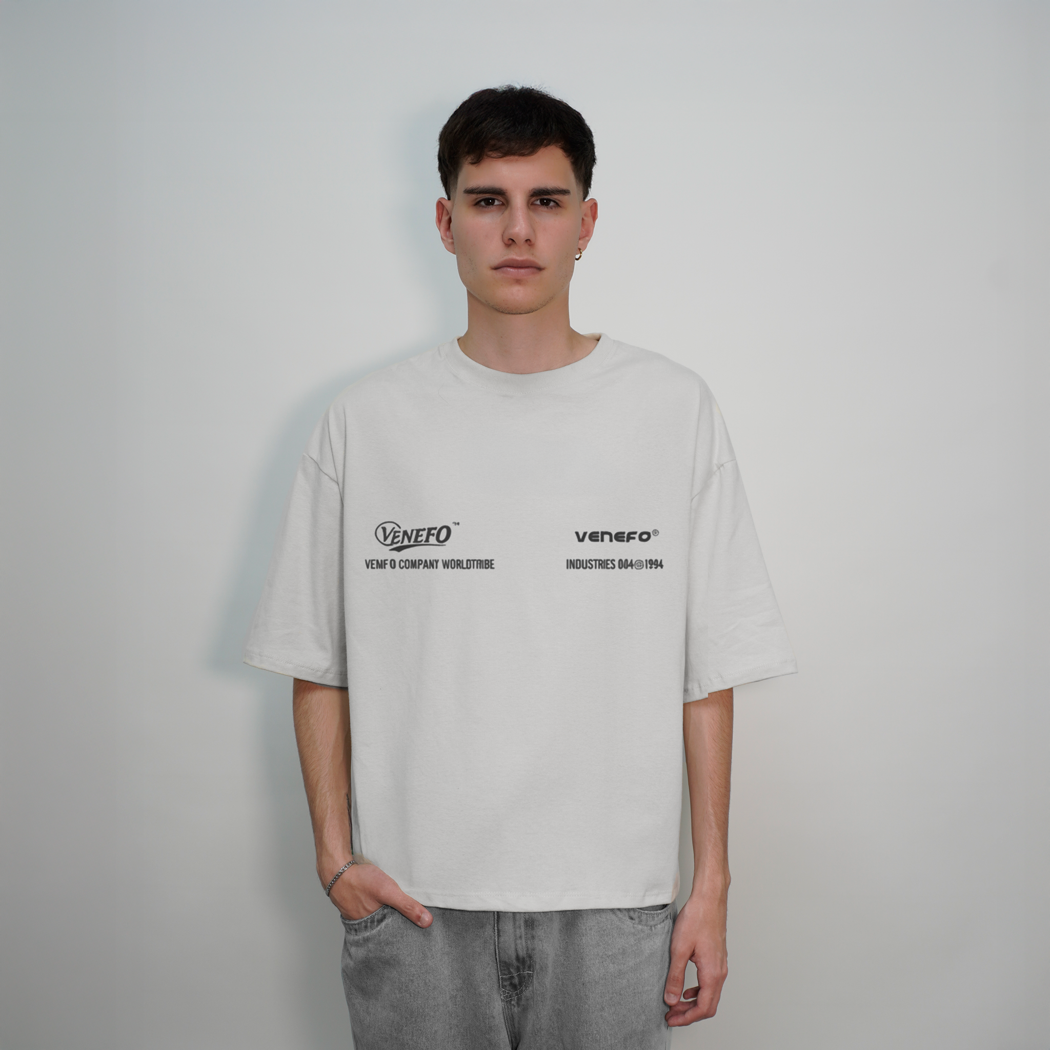 Remera VC Industries (Oversize) (Blanco)