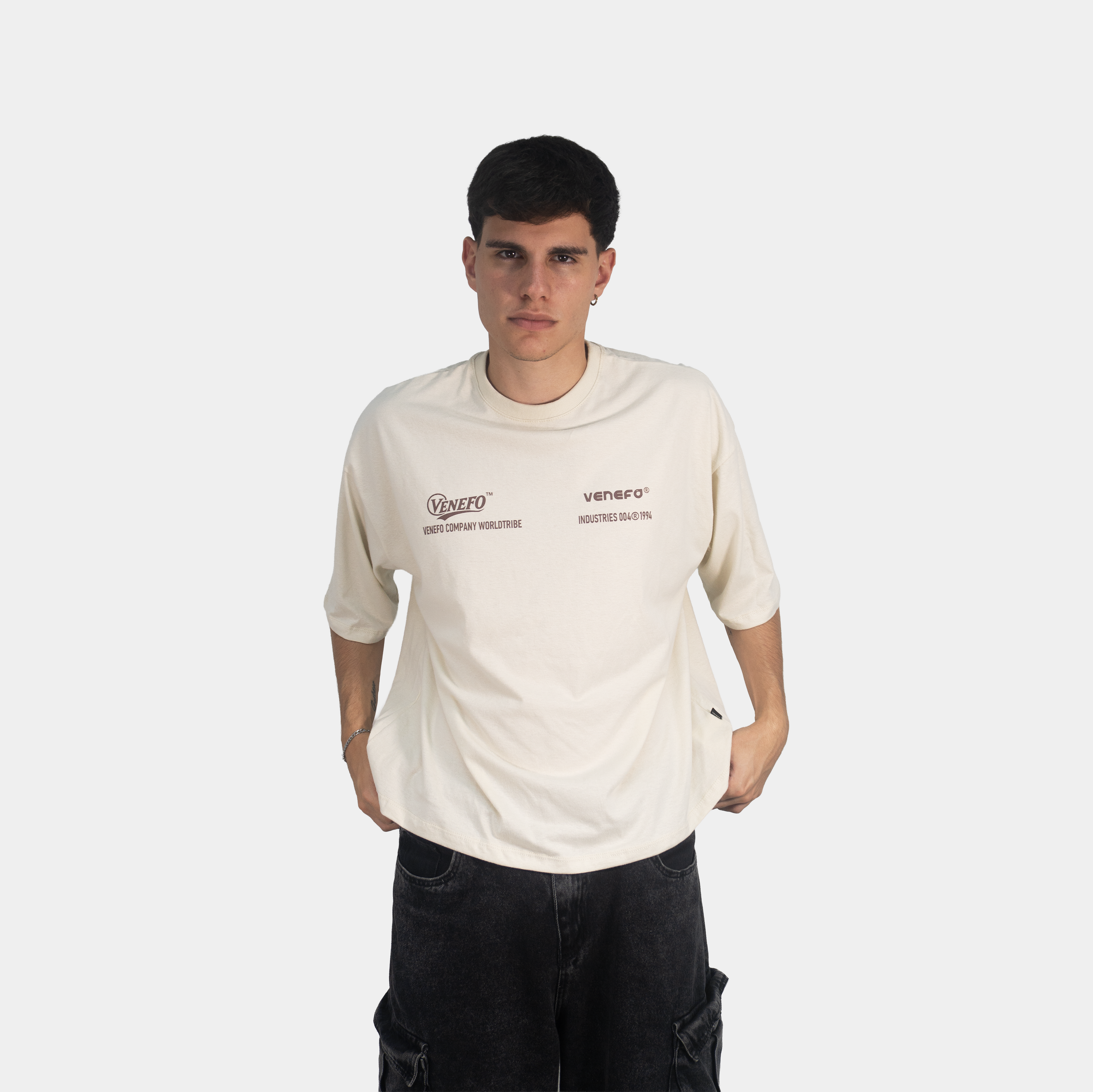 Remera VC Industries (Oversize) (Beige Claro)