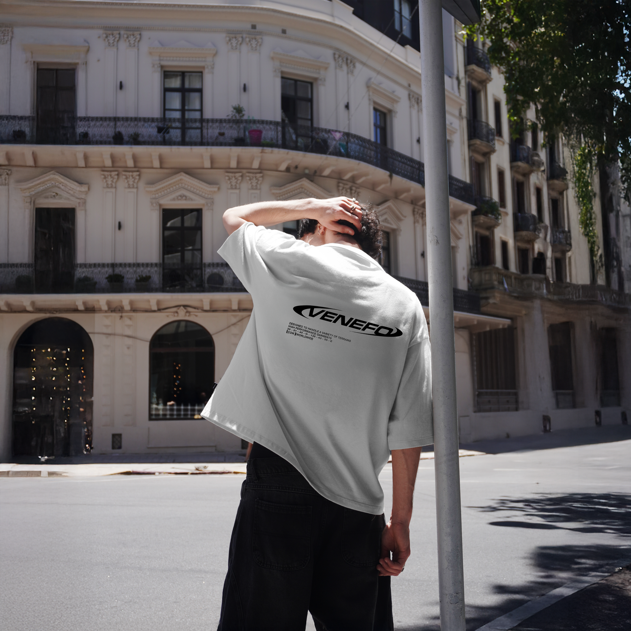 Remera (VENEFO) (Oversize) (Blanco)