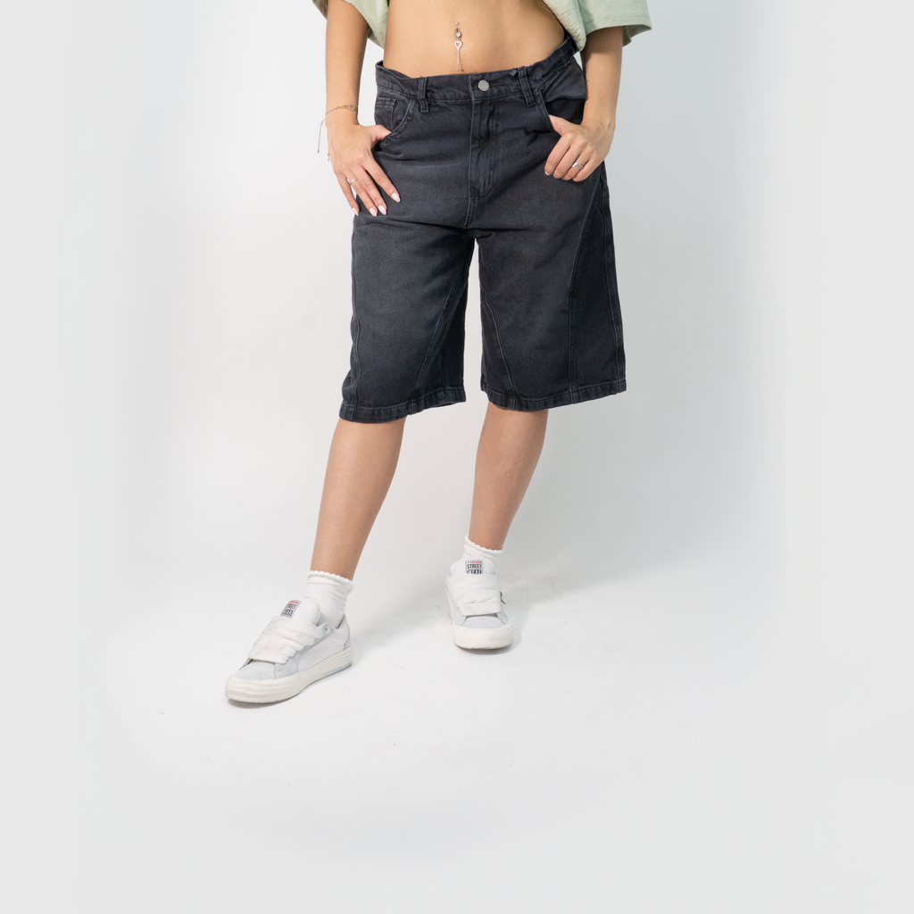 Bermuda Baggy Negra XVIII