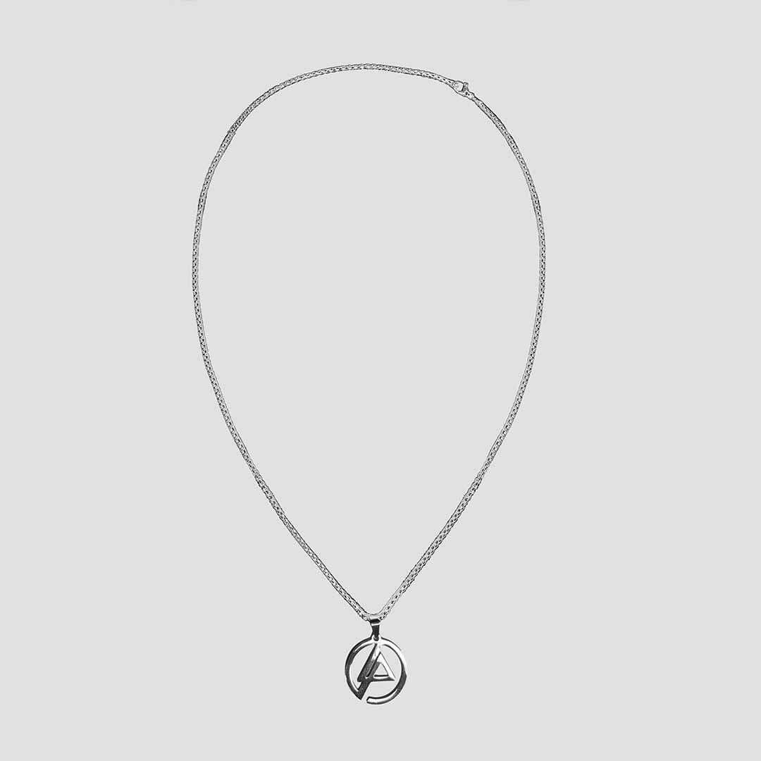 Collar Triangulo Acero