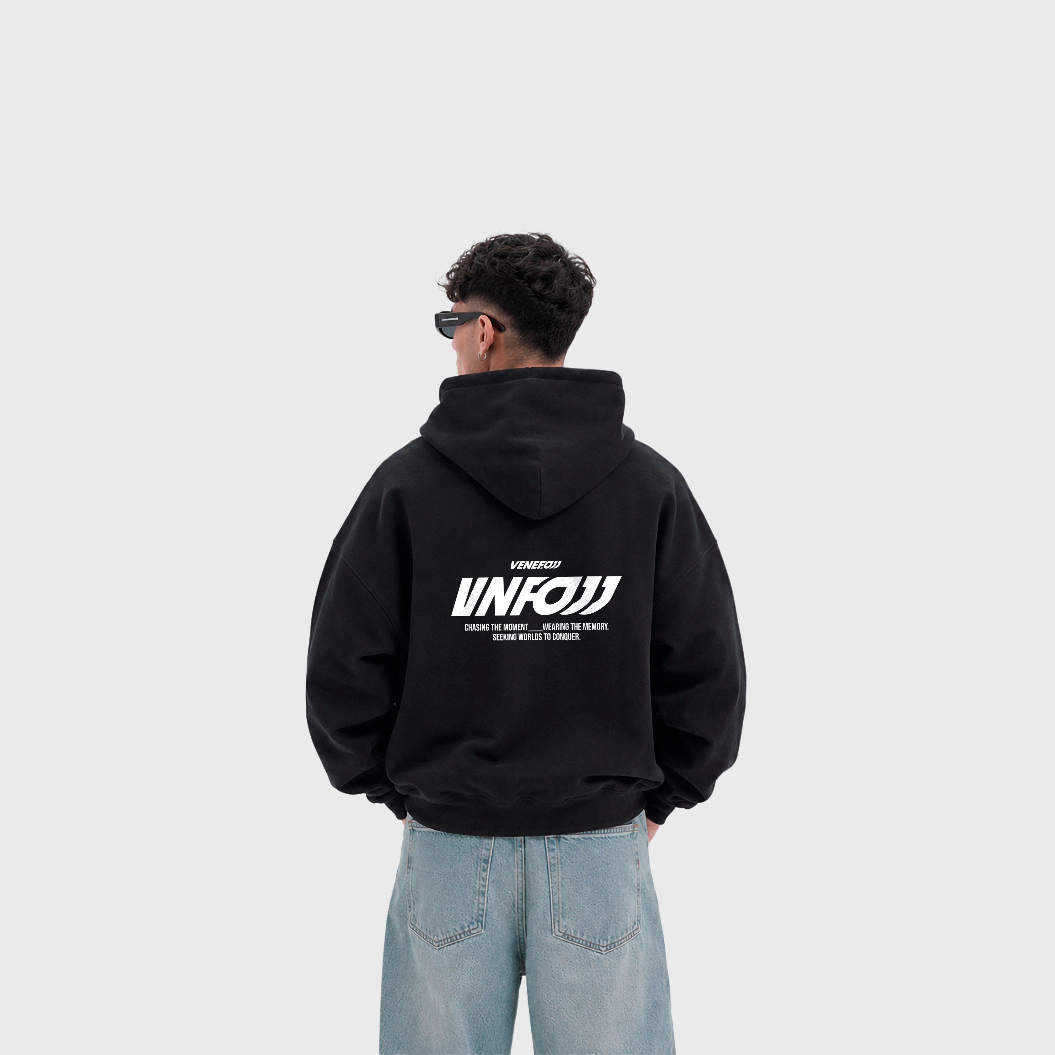 Hoodie VNFO Conquer (Negro)