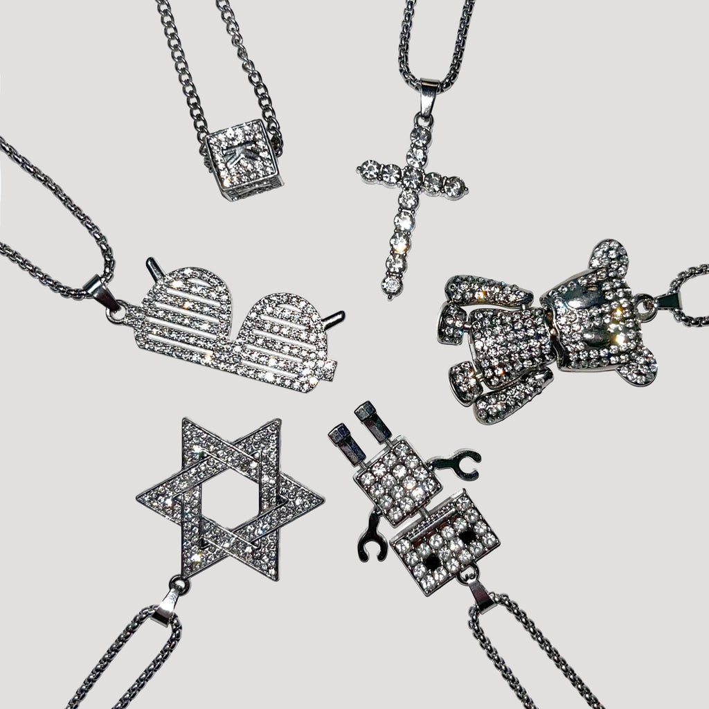 Collar de Acero Brillante