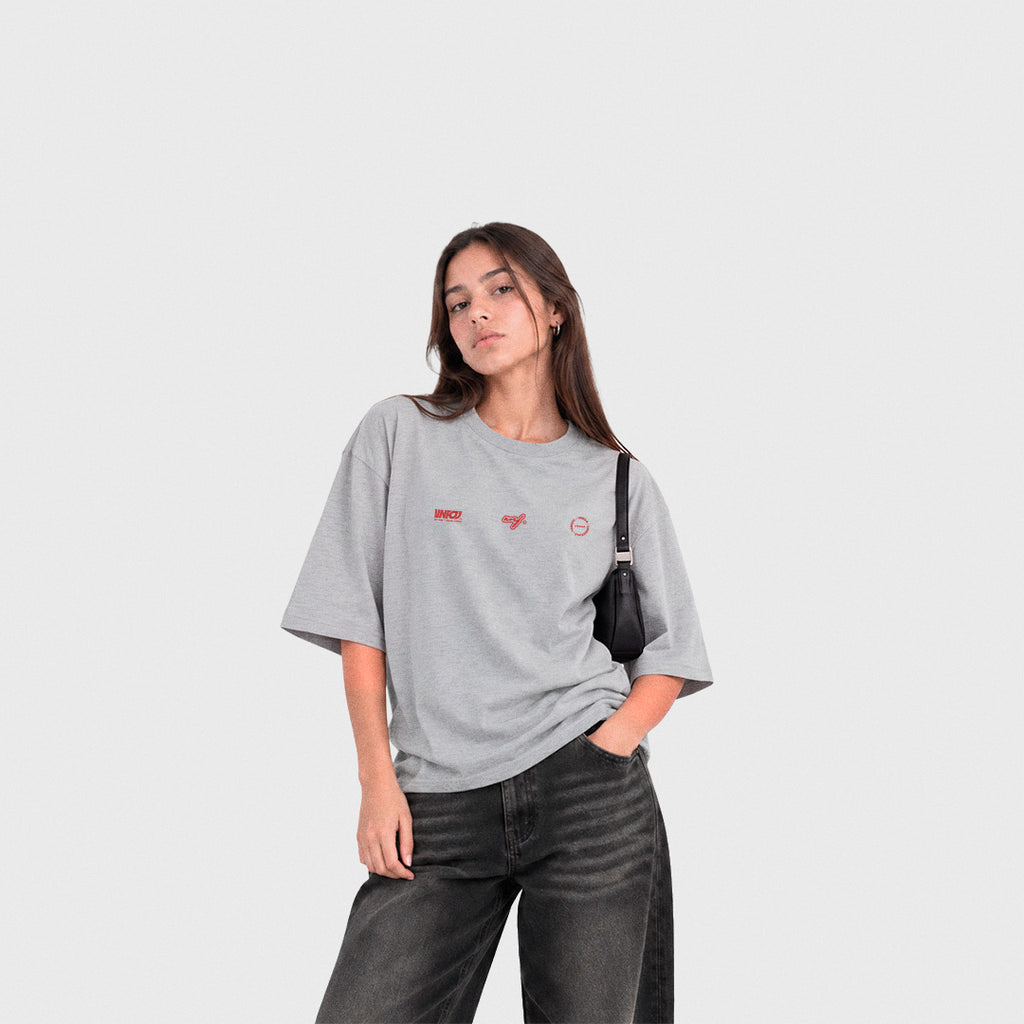 Remera Star Red (Gris)