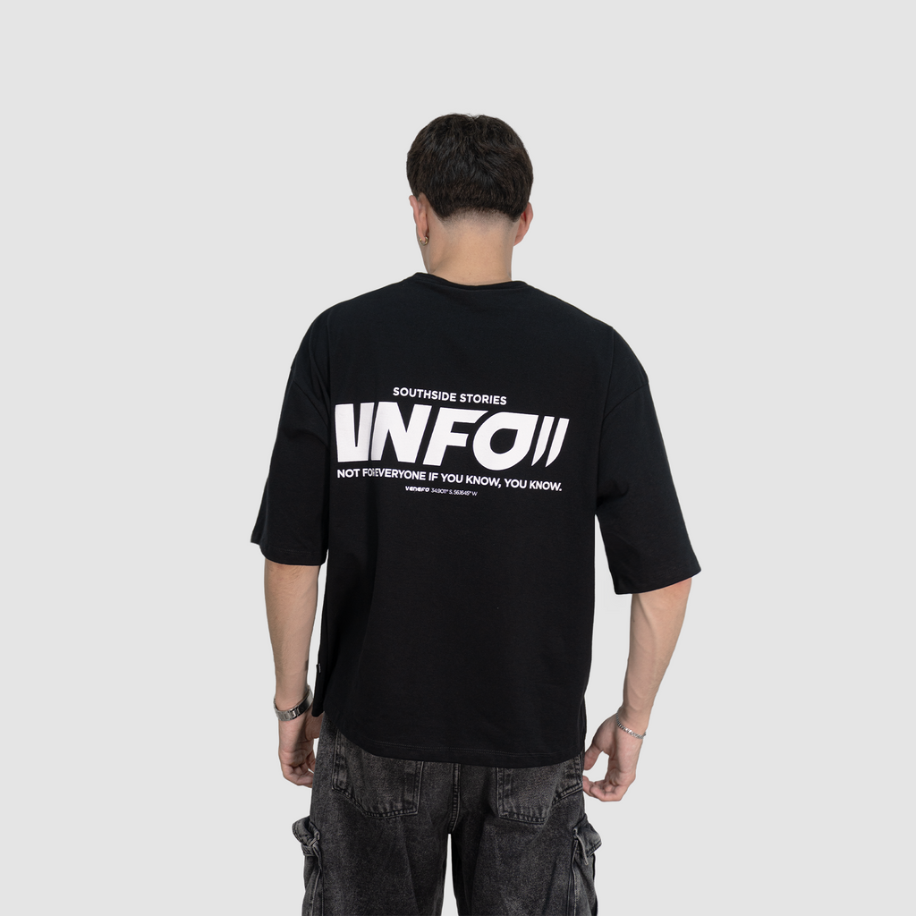Remera VNFO (Oversize) (Negra)