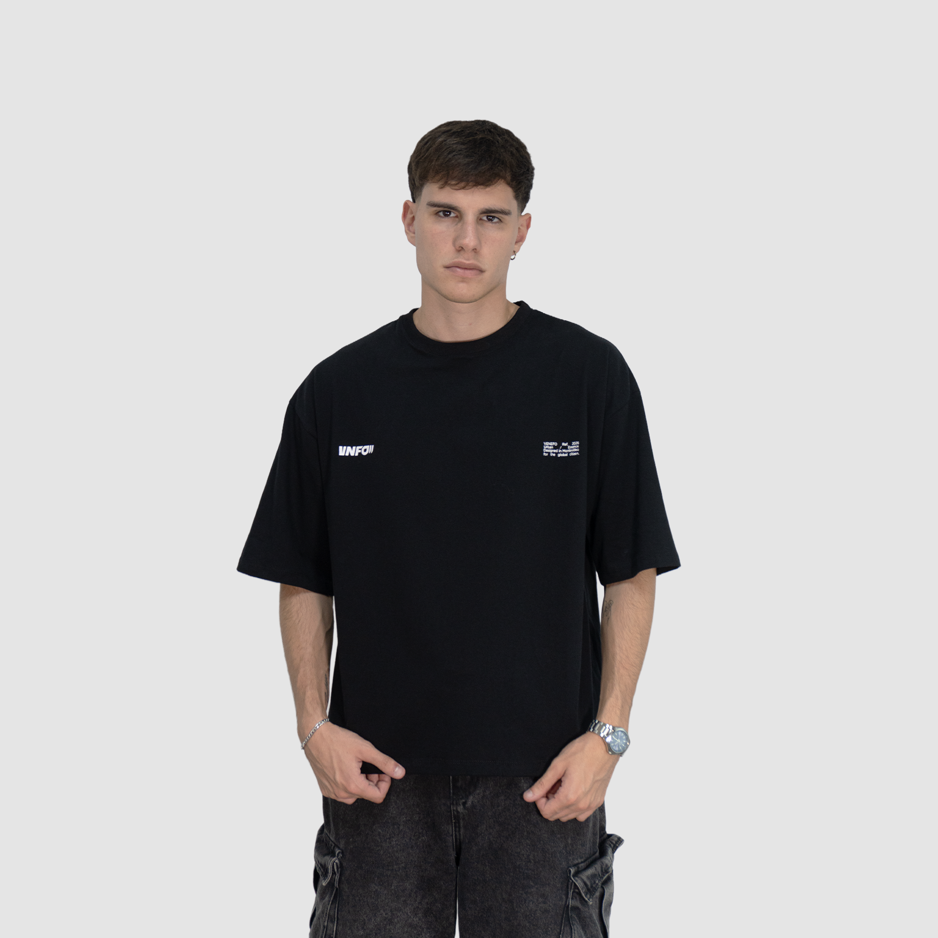 Remera VNFO (Oversize) (Negra)
