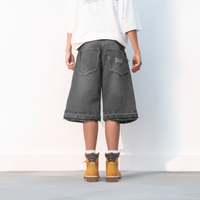 Bermuda Baggy Negra XIII