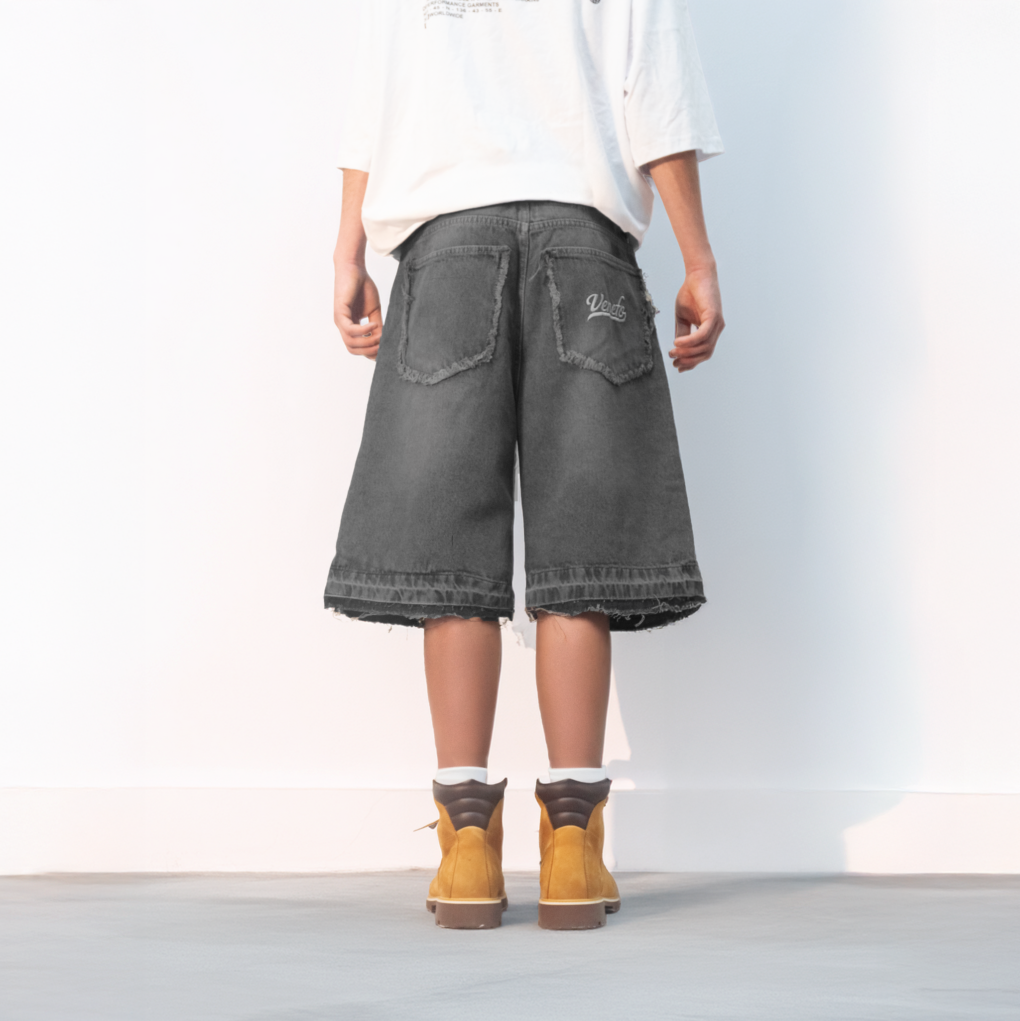 Bermuda Baggy Negra XIII