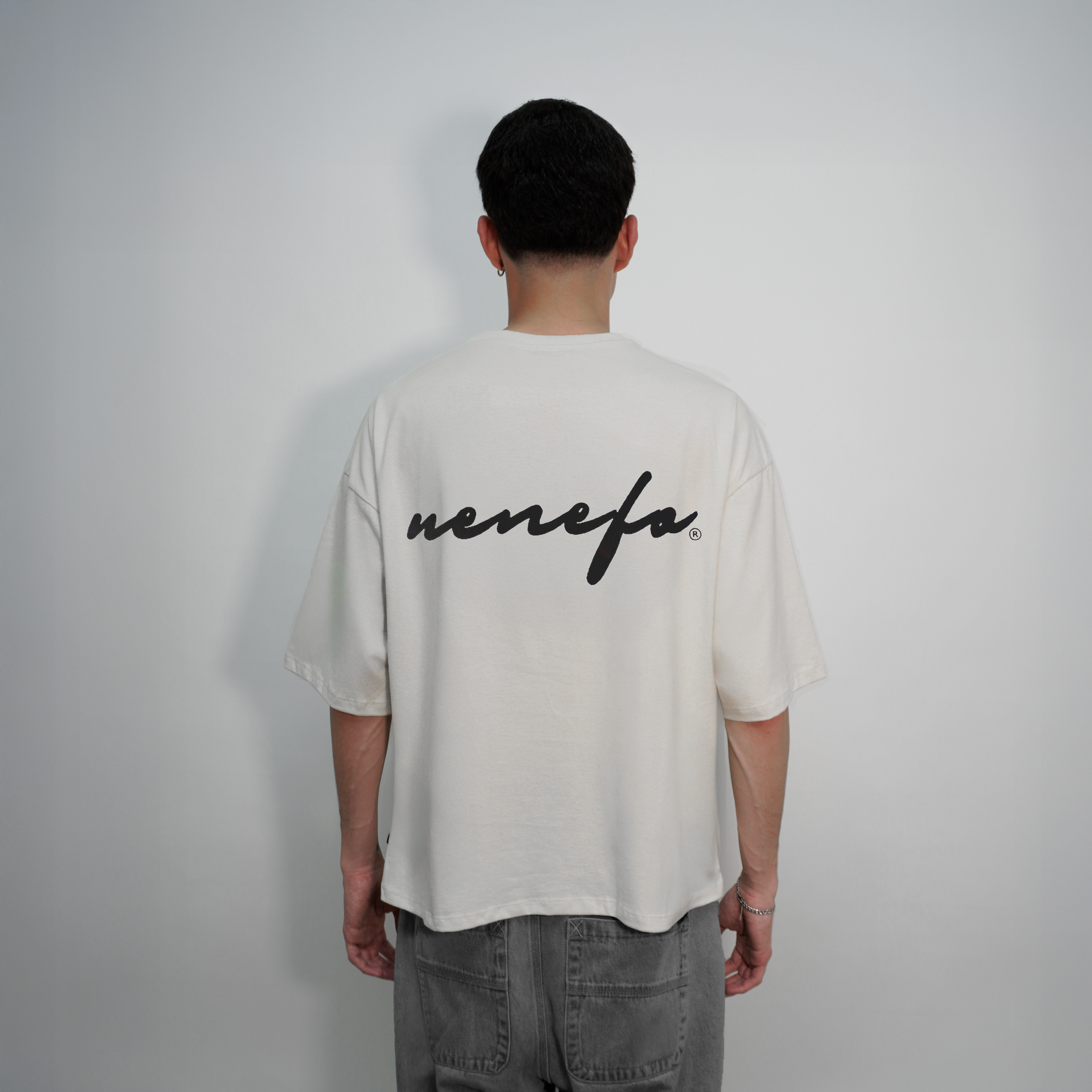 Remera Cursive (Oversize) (Blanca)