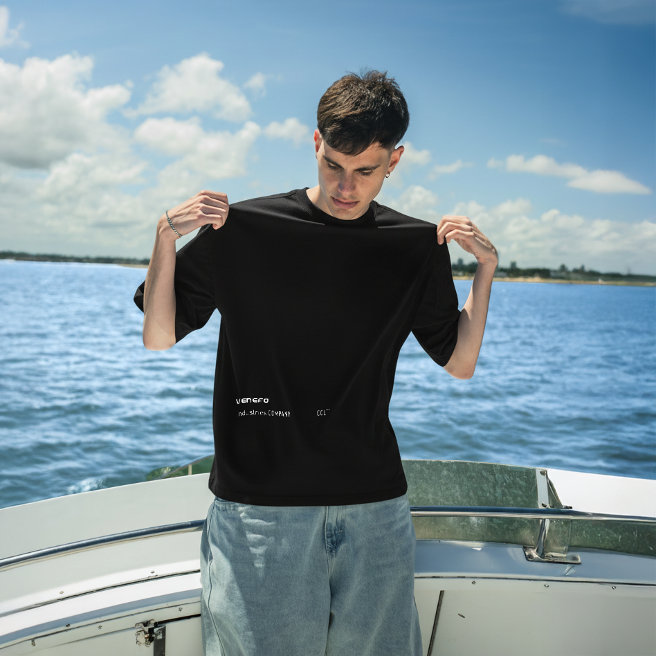Remera VENEFO .CCL (Oversize) (Negra)