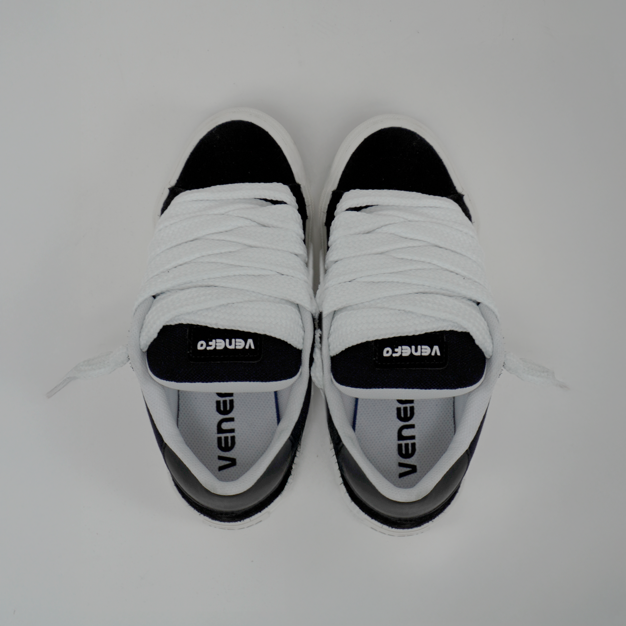 Zapa Venefo Off XL Negra