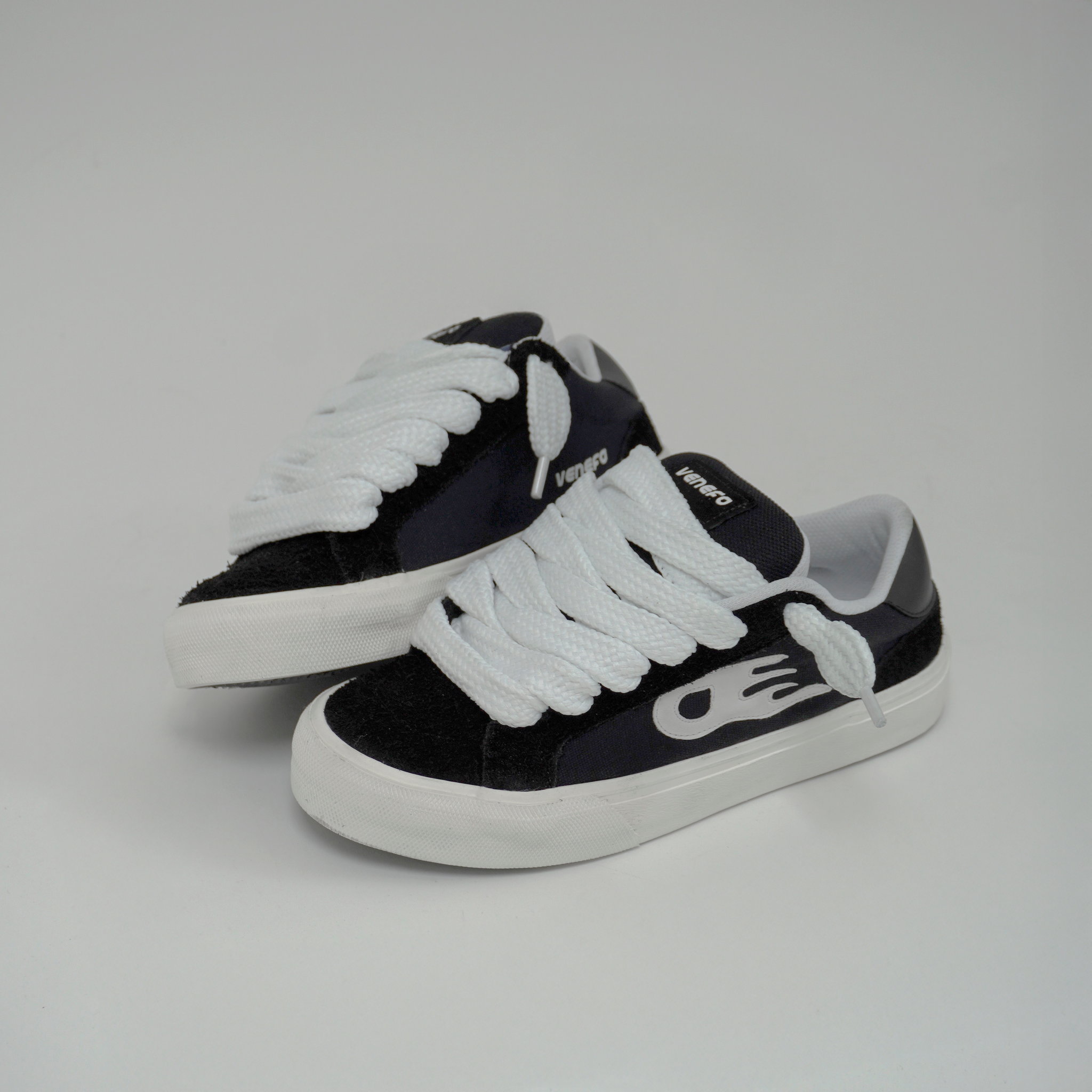 Zapa Venefo Off XL Negra