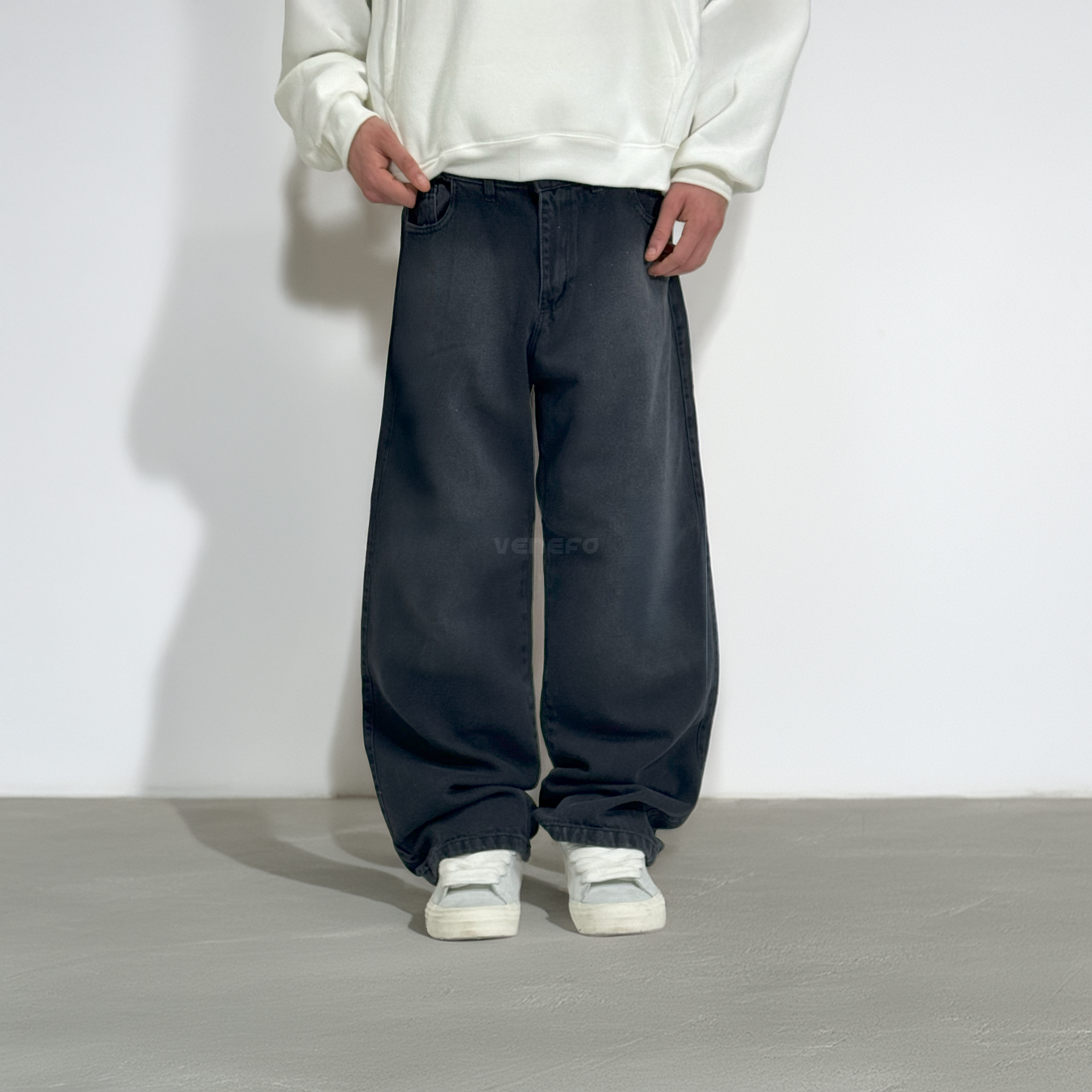 Jean Baggy Negro XVIII