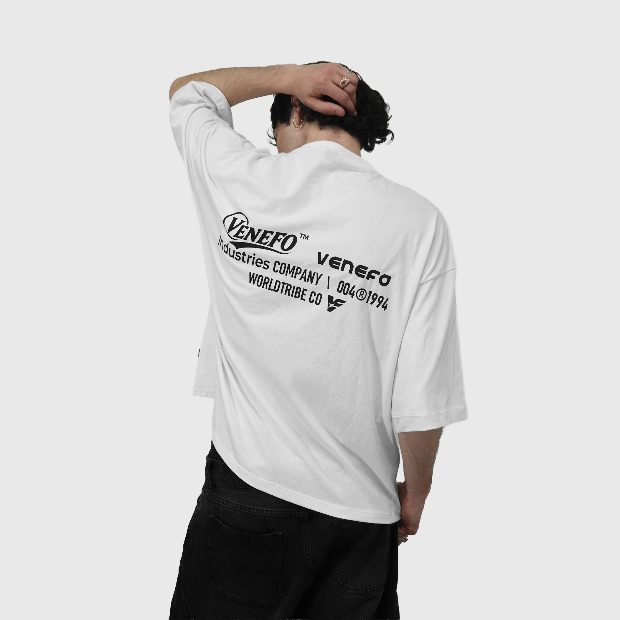 Remera VC Industries (Oversize) (Blanco)