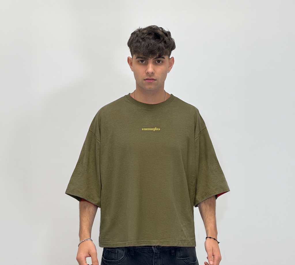 Remera V-COM (Boxy Fit)